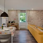 Oliveto Apartamento *
