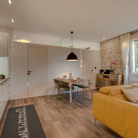 Apartment Oliveto *